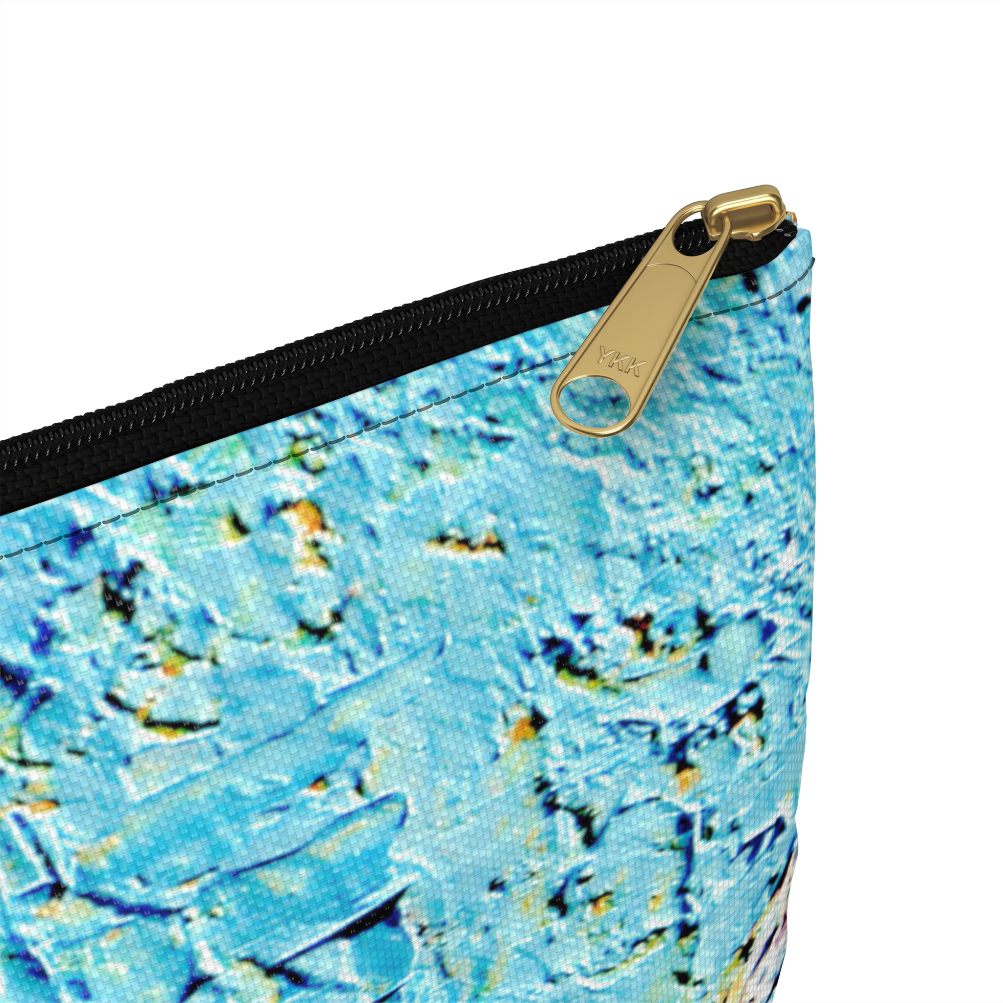 Flat Accessory Pouch Daisies in the Sky - Image 4